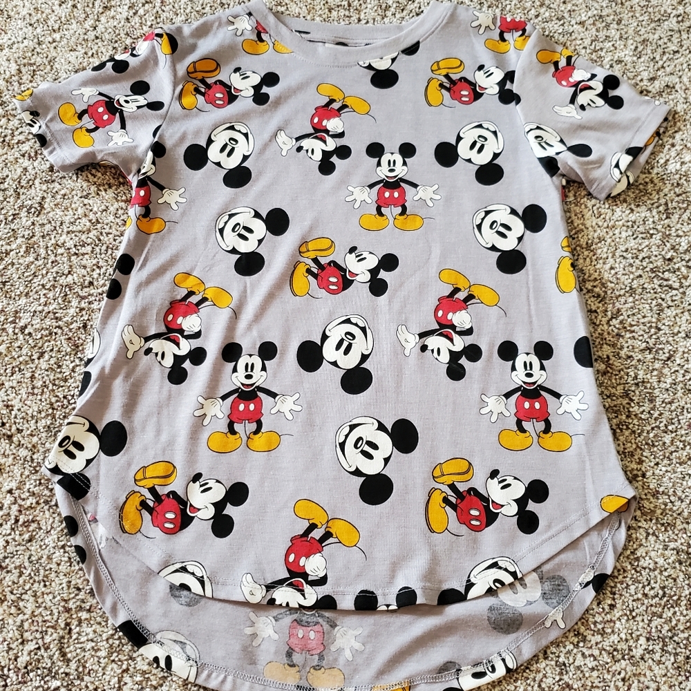 Disney top